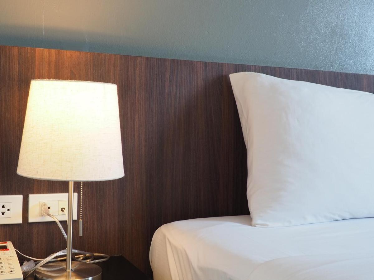 Pb Grand Hotel Hat Yai Buitenkant foto