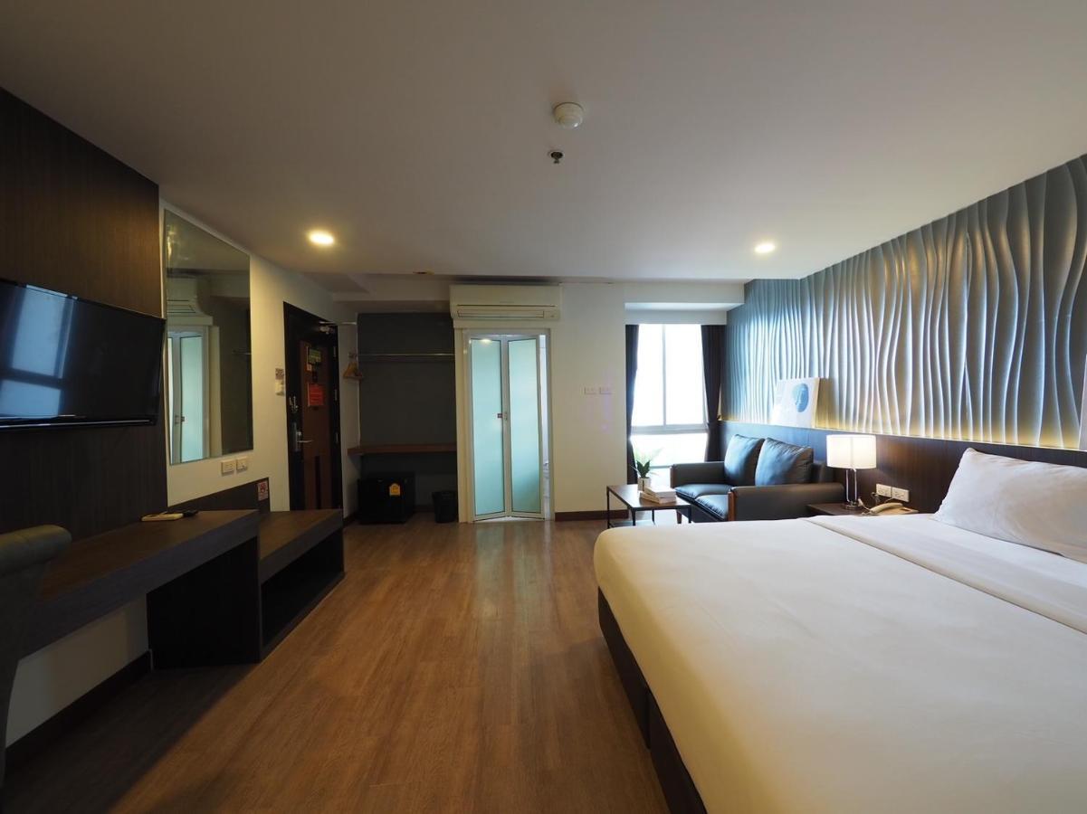 Pb Grand Hotel Hat Yai Buitenkant foto