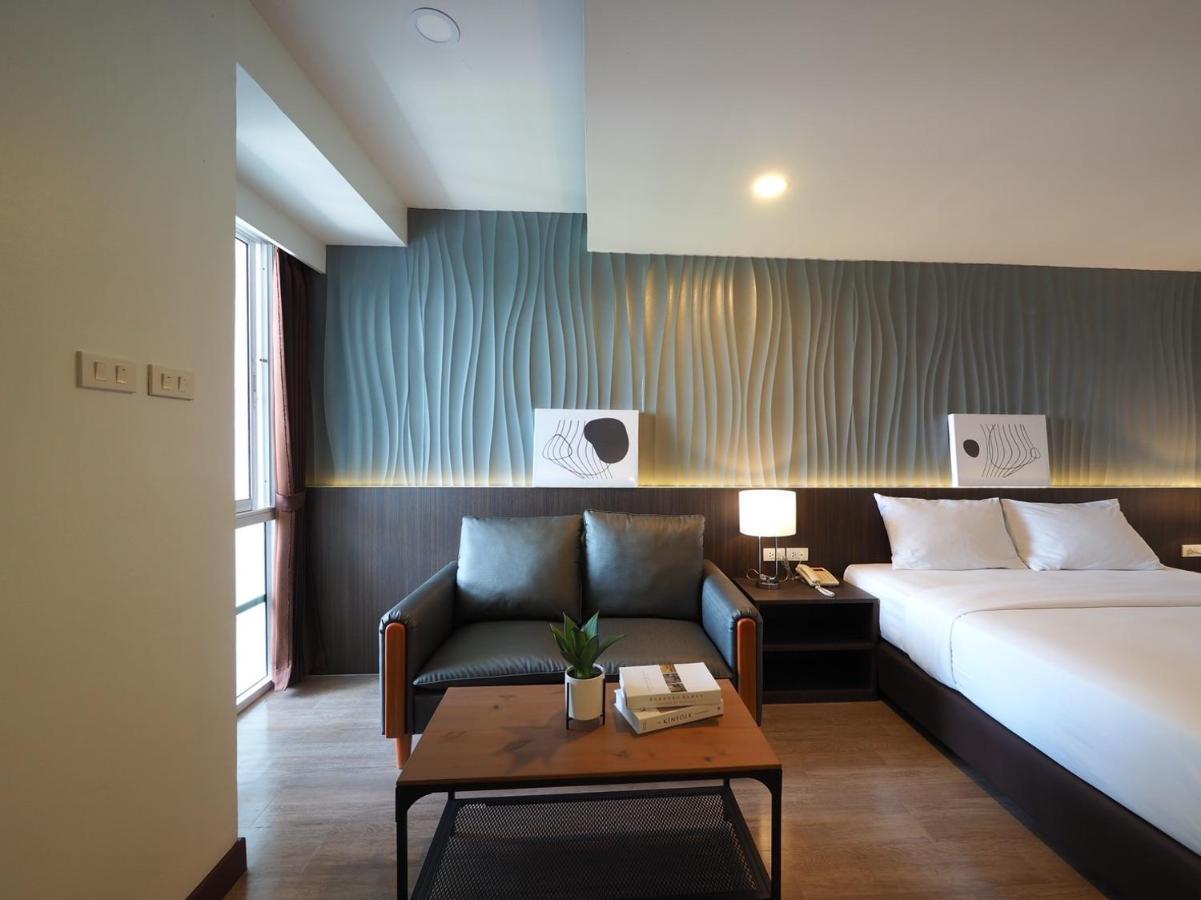Pb Grand Hotel Hat Yai Buitenkant foto