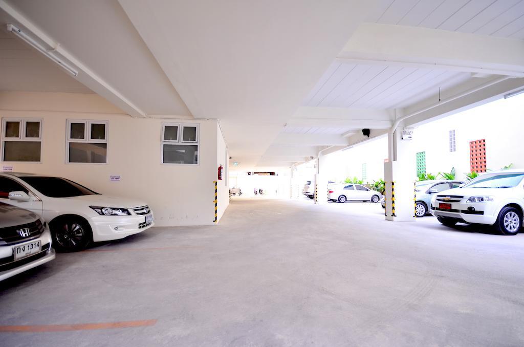 Pb Grand Hotel Hat Yai Buitenkant foto