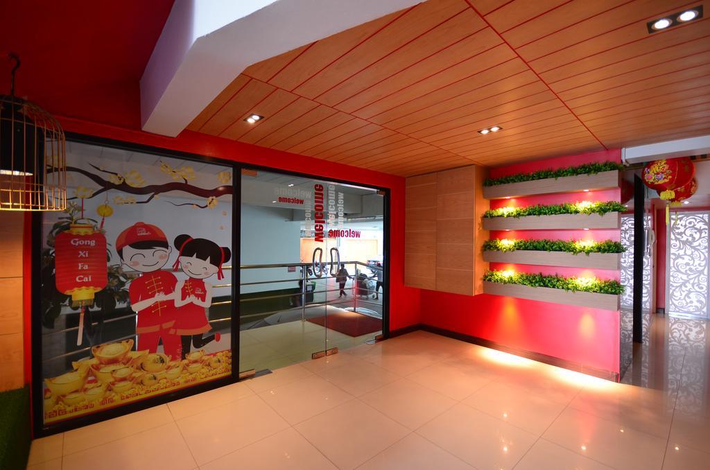 Pb Grand Hotel Hat Yai Buitenkant foto