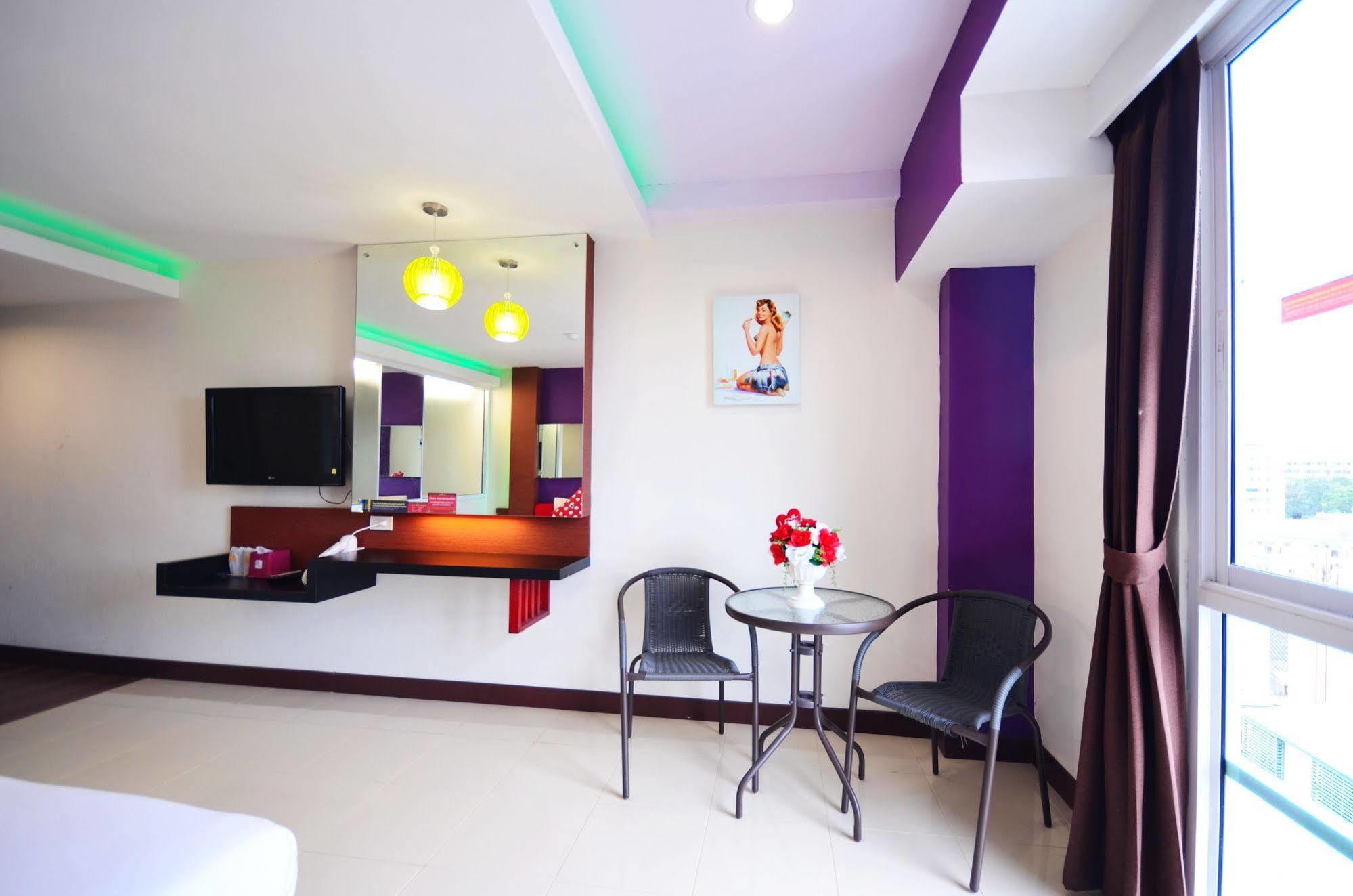 Pb Grand Hotel Hat Yai Buitenkant foto